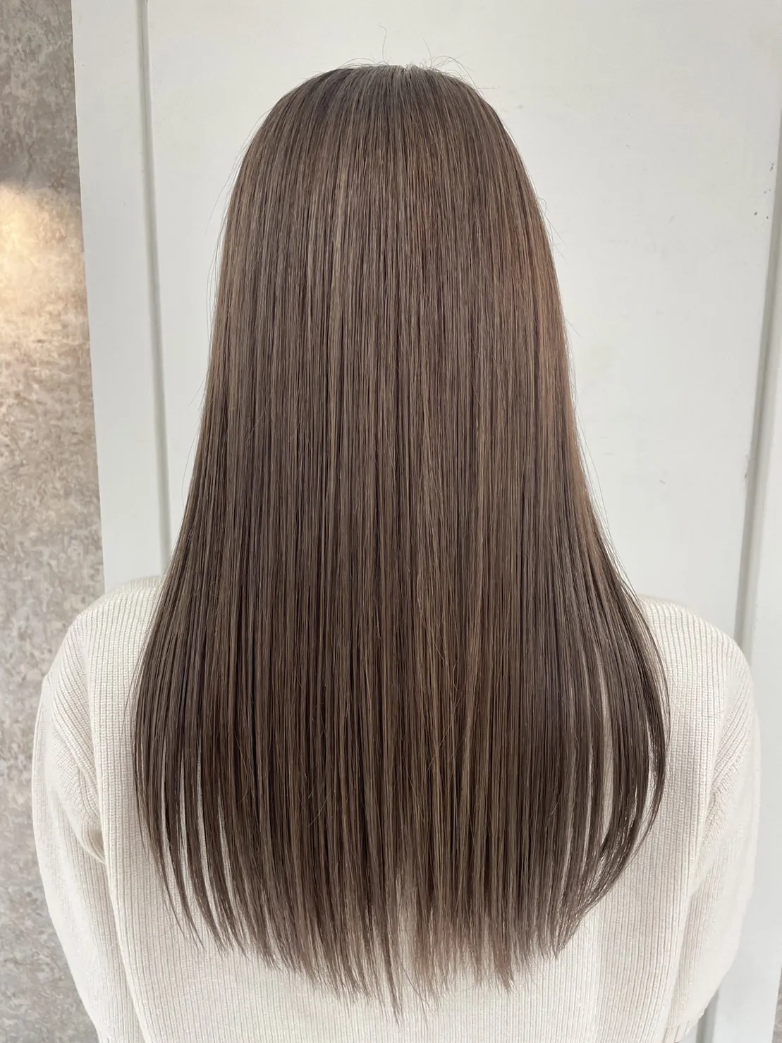 今回はブリーチを使った透明感カラーのご紹介♪｜梅田にある美容室Retto: